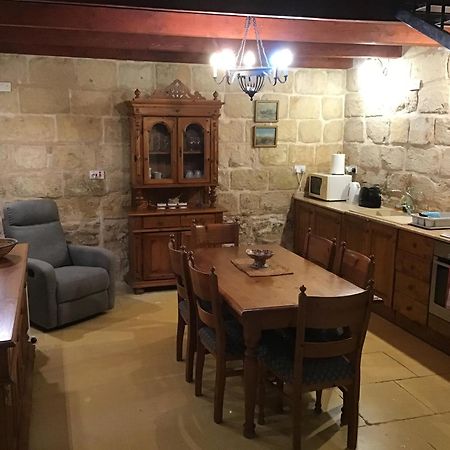 Charming 17Th Cent House Of Character In The Famous 3 Cities, Right Next To Valletta Cospicua المظهر الخارجي الصورة