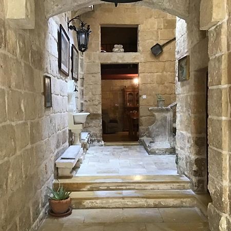 Charming 17Th Cent House Of Character In The Famous 3 Cities, Right Next To Valletta Cospicua المظهر الخارجي الصورة