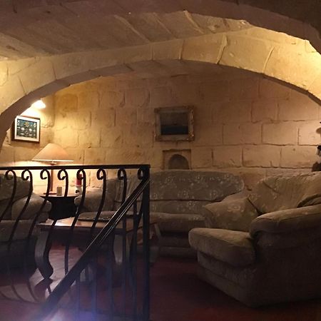 Charming 17Th Cent House Of Character In The Famous 3 Cities, Right Next To Valletta Cospicua المظهر الخارجي الصورة