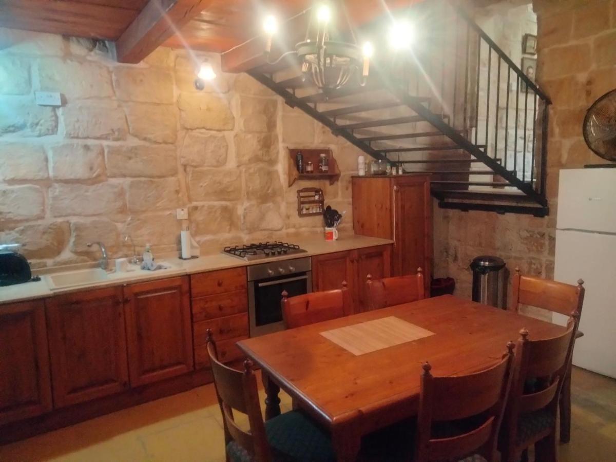 Charming 17Th Cent House Of Character In The Famous 3 Cities, Right Next To Valletta Cospicua المظهر الخارجي الصورة