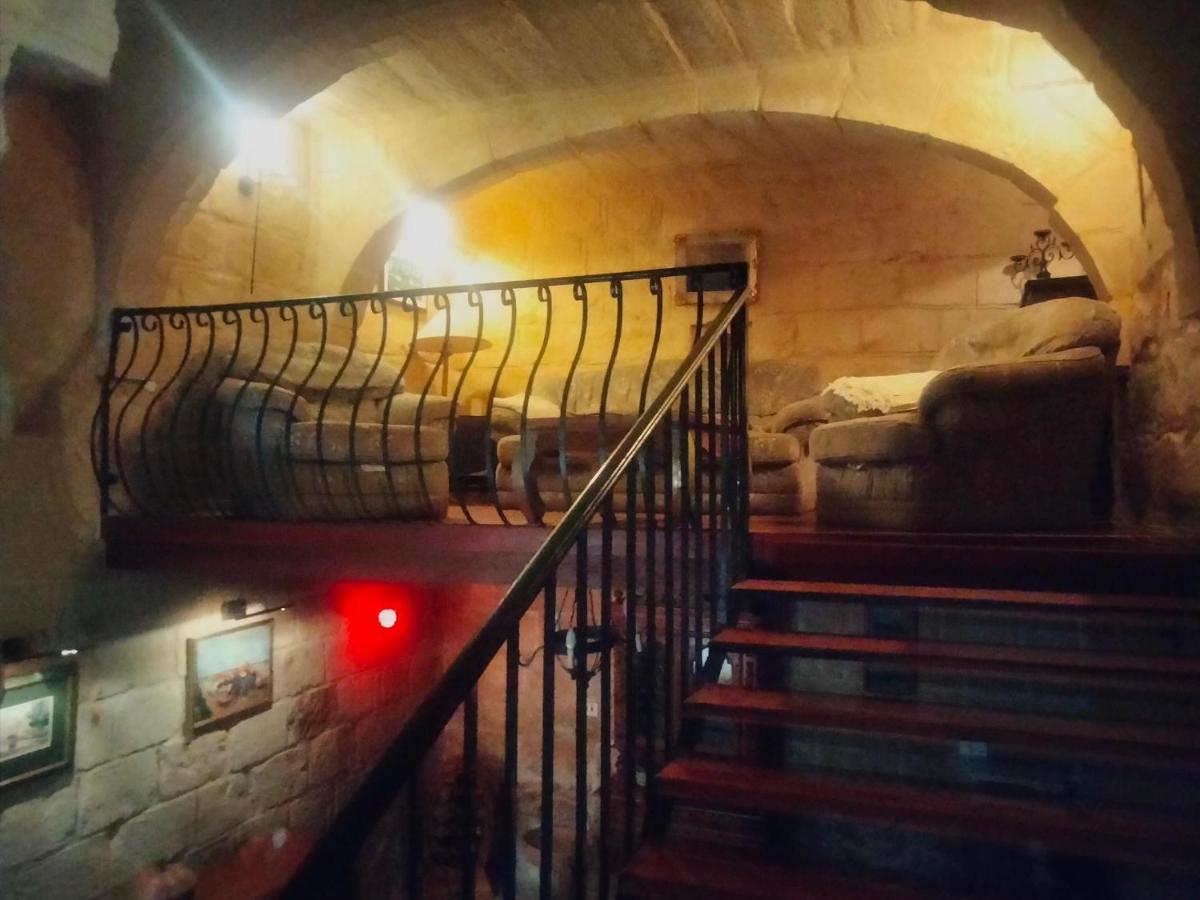 Charming 17Th Cent House Of Character In The Famous 3 Cities, Right Next To Valletta Cospicua المظهر الخارجي الصورة